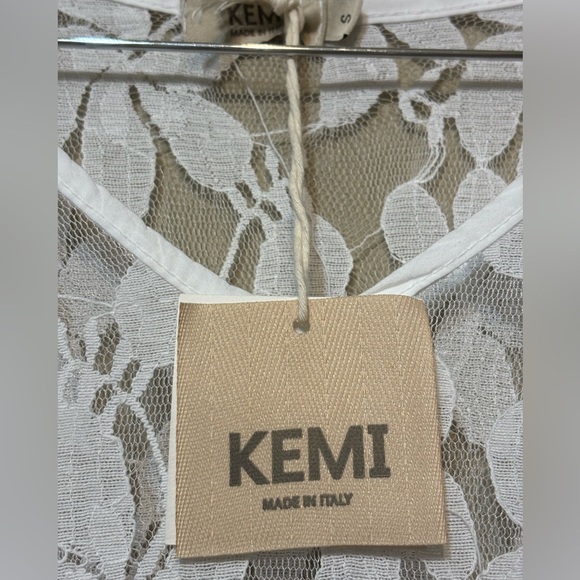 KEMI Made in Italy Long Lace Cover-Up - Picture 6 of 11